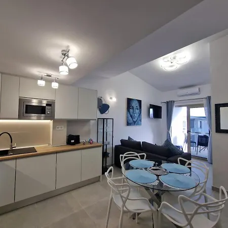 Bahari Apartment *