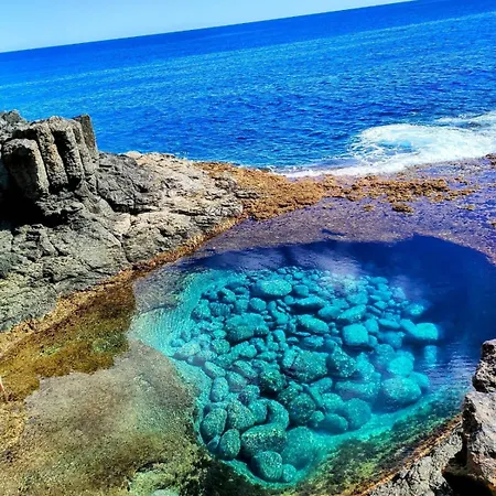 Bahari 科斯塔德安提瓜